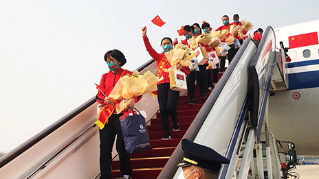 用北京之車 接北京英雄 | 北汽車隊(duì)迎接北京市援鄂醫(yī)療隊(duì)凱旋